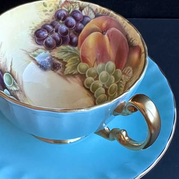 Aynsley England Turquoise Orchard Fruit Gold Trim Tea Cup and Saucer Set EUC - Picture 9 of 11